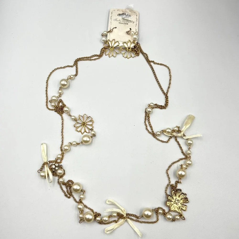 Vintage Style Gold Tone Pearl Floral Necklace & Earring Set White Ribbon Bows
